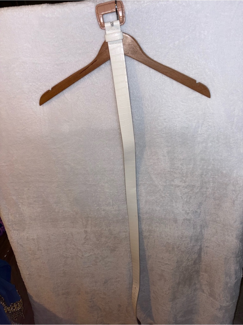 White Faux-Crocodile Decorative Belt - Unbranded